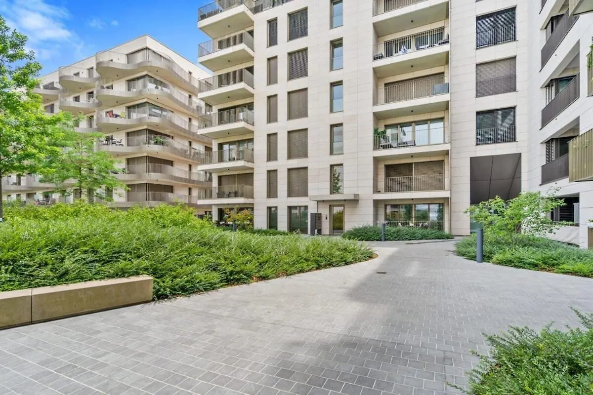 Modern Studio With Balcony In Luxembourg Apartment 0*,  Luxembourg